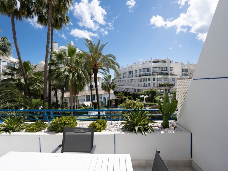 Apartment for Sale in Marbella, Malaga 25