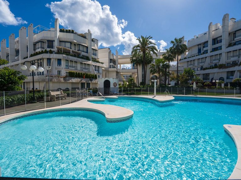 Apartment for Sale in Marbella, Malaga 32