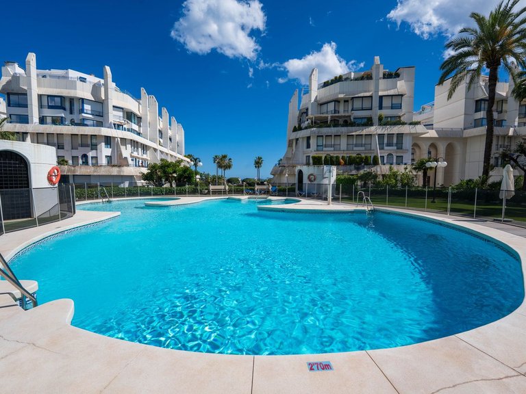 Apartment for Sale in Marbella, Malaga 34
