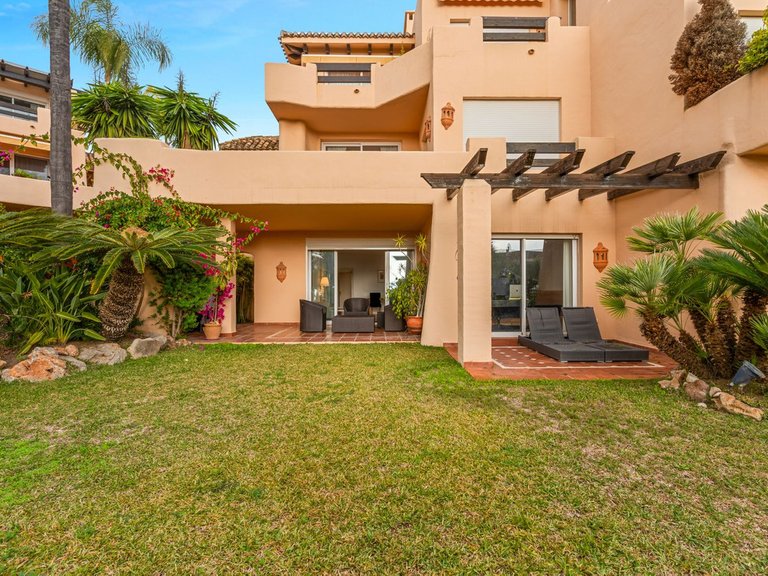 Apartment for Sale in Sierra Blanca, Malaga 1