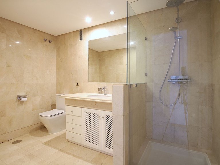 Apartment for Sale in Sierra Blanca, Malaga 17