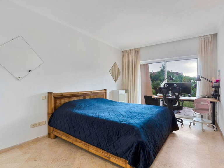 Apartment for Sale in Sierra Blanca, Malaga 18