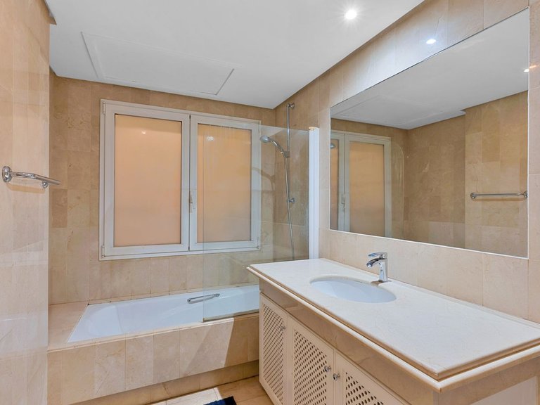 Apartment for Sale in Sierra Blanca, Malaga 23