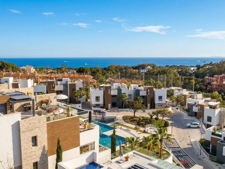 Apartment for Sale in Cabopino, Malaga 2
