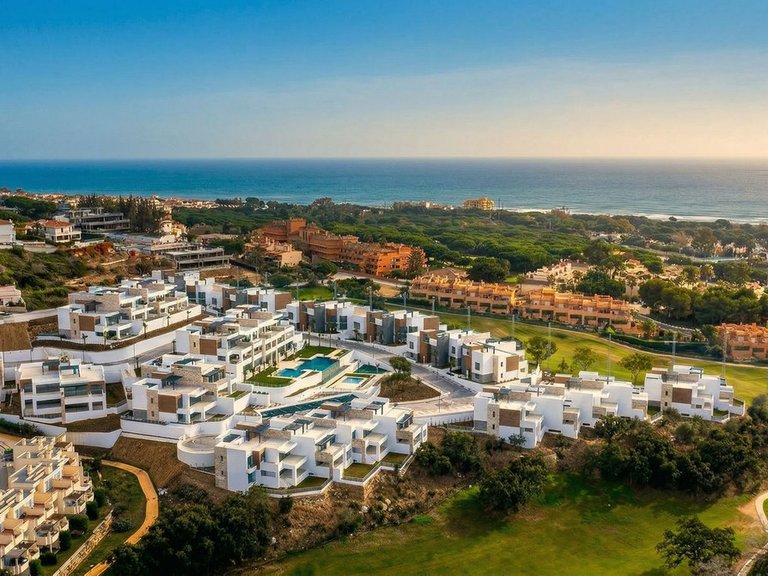 Apartment for Sale in Cabopino, Malaga 35