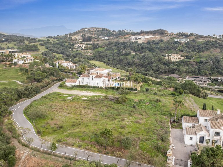 Plot for Sale in Benahavís, Malaga 8