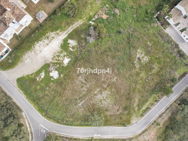 Plot for Sale in Benahavís, Malaga 9