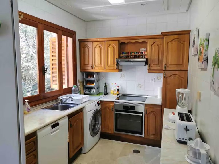 Apartment for Sale in Nueva Andalucía, Malaga 12