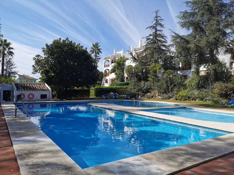 Apartment for Sale in Nueva Andalucía, Malaga 17
