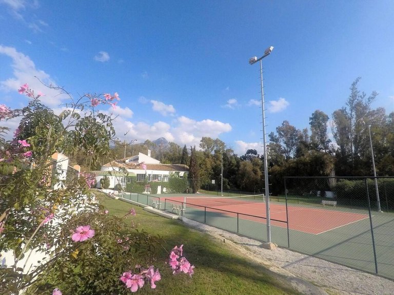 Apartment for Sale in Nueva Andalucía, Malaga 24