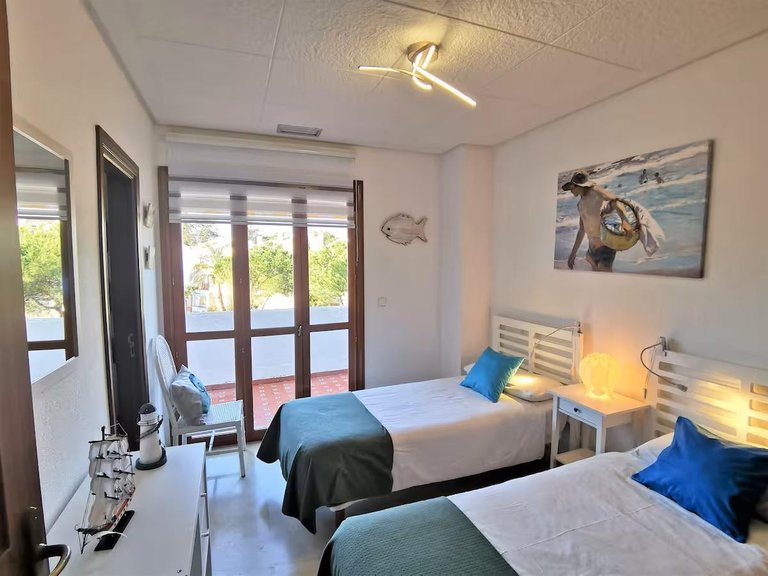 Apartment for Sale in Nueva Andalucía, Malaga 26