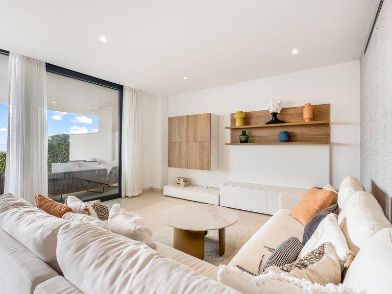 Apartment for Sale in Higueron, Malaga 12