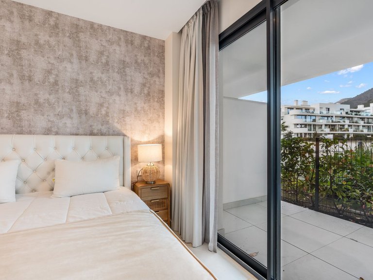 Apartment for Sale in Higueron, Malaga 21