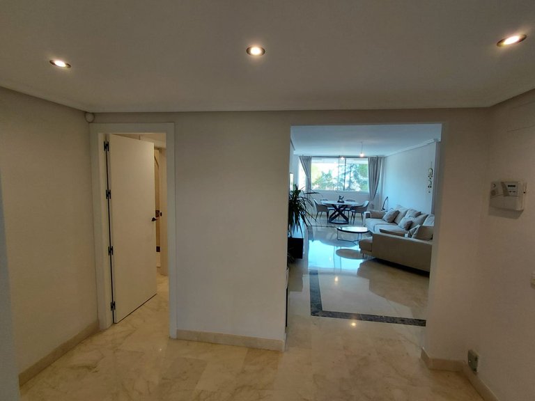 Apartment for Sale in Nagüeles, Malaga 9