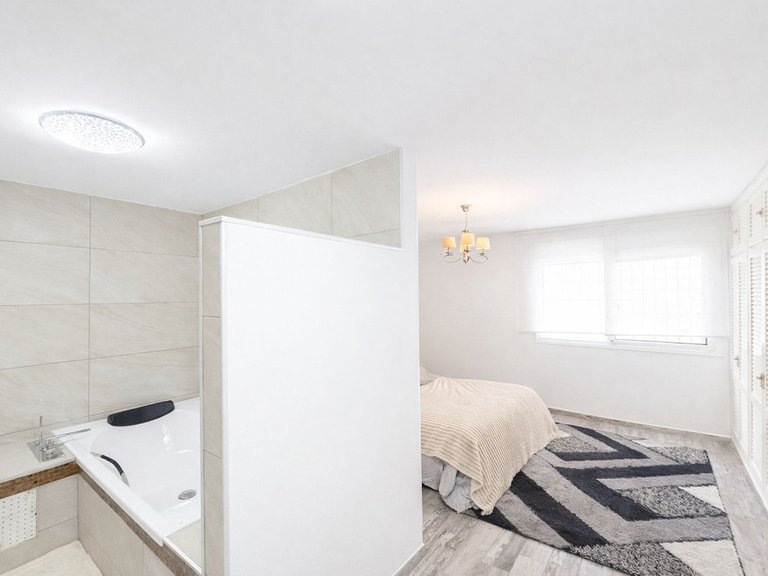 Town House for Sale in Estepona, Malaga 4