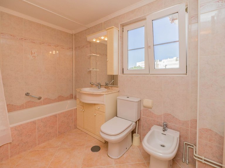 Villa for Sale in Fuengirola, Malaga 11