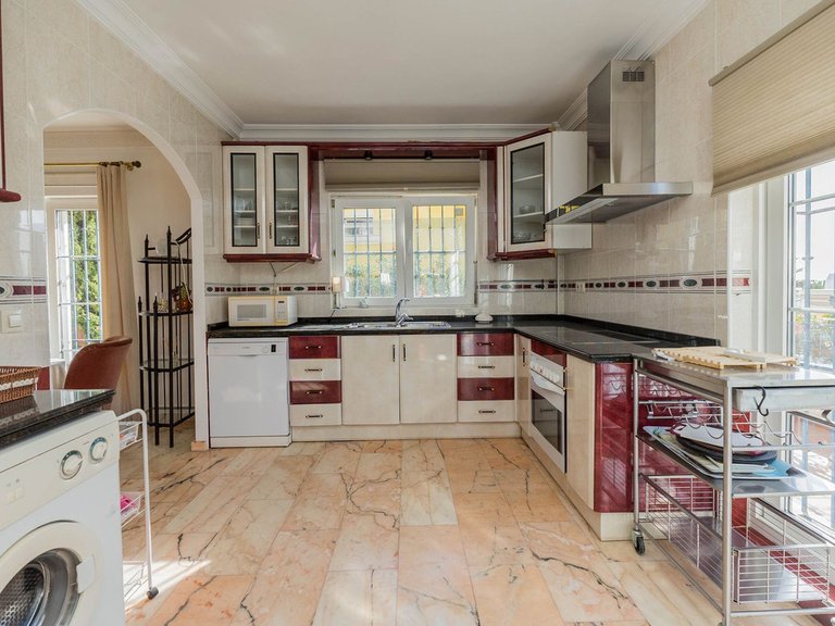 Villa for Sale in Fuengirola, Malaga 15