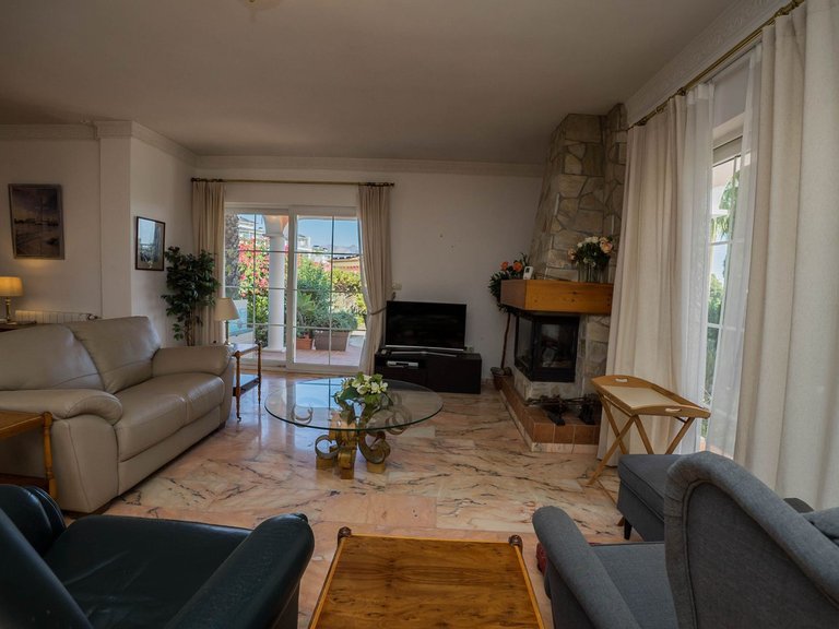 Villa for Sale in Fuengirola, Malaga 20