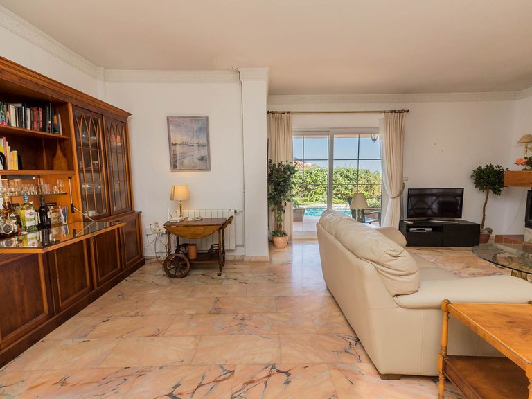 Villa for Sale in Fuengirola, Malaga 21