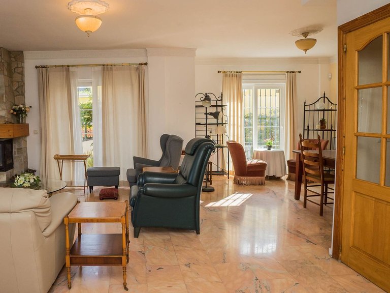 Villa for Sale in Fuengirola, Malaga 22