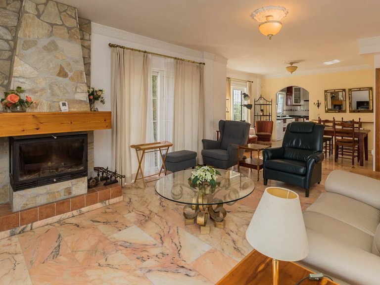 Villa for Sale in Fuengirola, Malaga 26