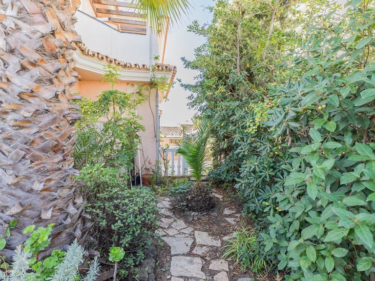 Villa for Sale in Fuengirola, Malaga 29
