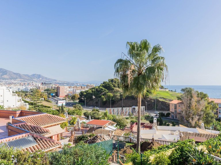 Villa for Sale in Fuengirola, Malaga 3