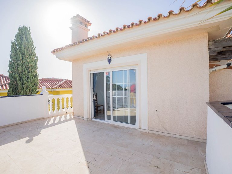 Villa for Sale in Fuengirola, Malaga 31