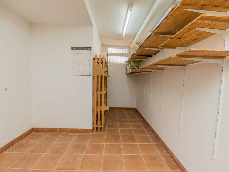 Villa for Sale in Fuengirola, Malaga 40