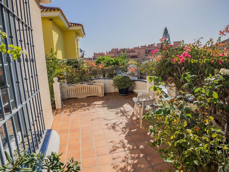 Villa for Sale in Fuengirola, Malaga 45