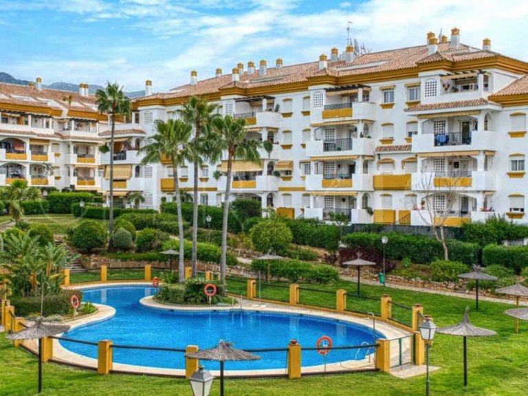 Apartment for Sale in Nagüeles, Malaga 1