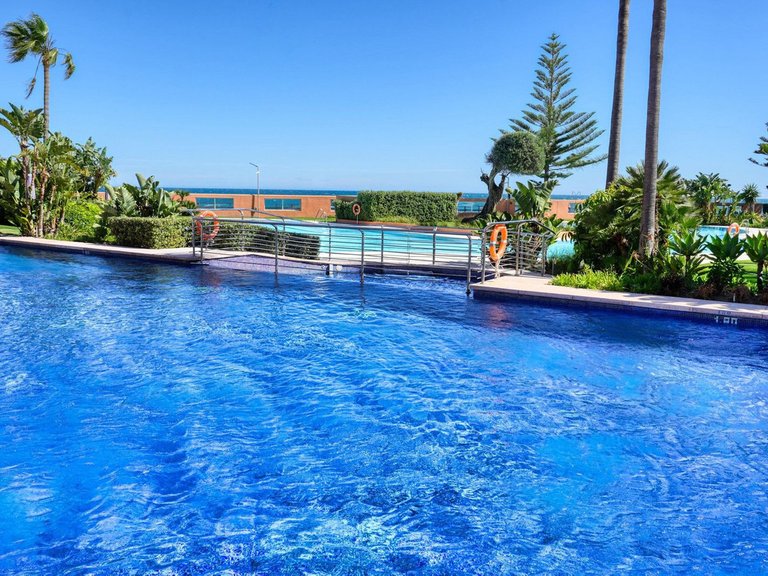 Apartment for Sale in Puerto Banús, Malaga 8