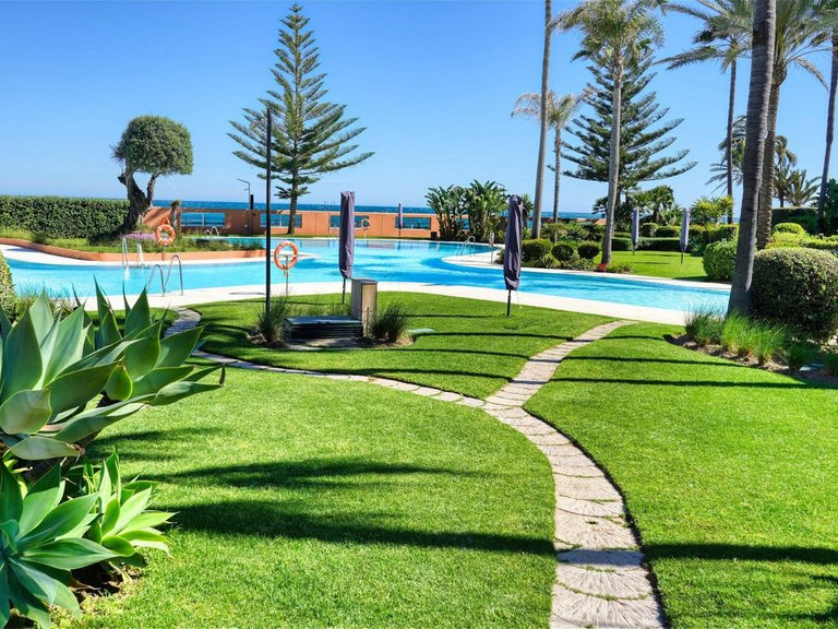 Apartment for Sale in Puerto Banús, Malaga 9