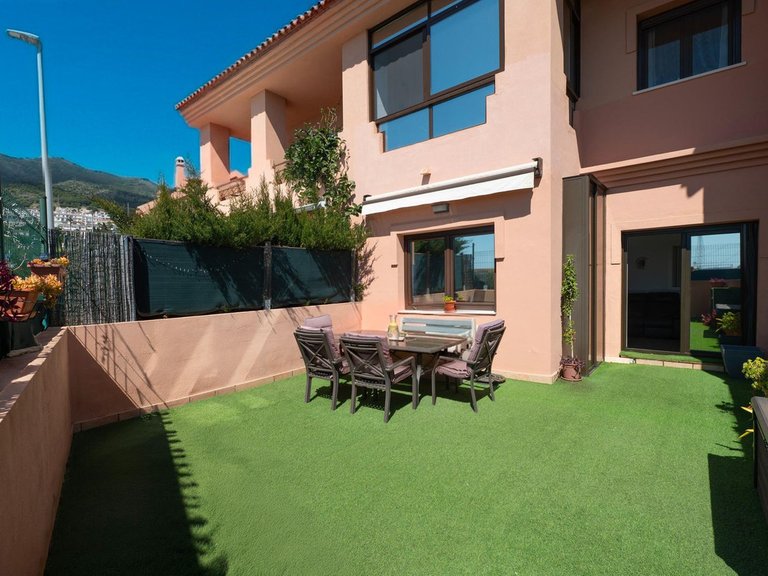 Villa for Sale in Benalmadena Pueblo, Malaga 35