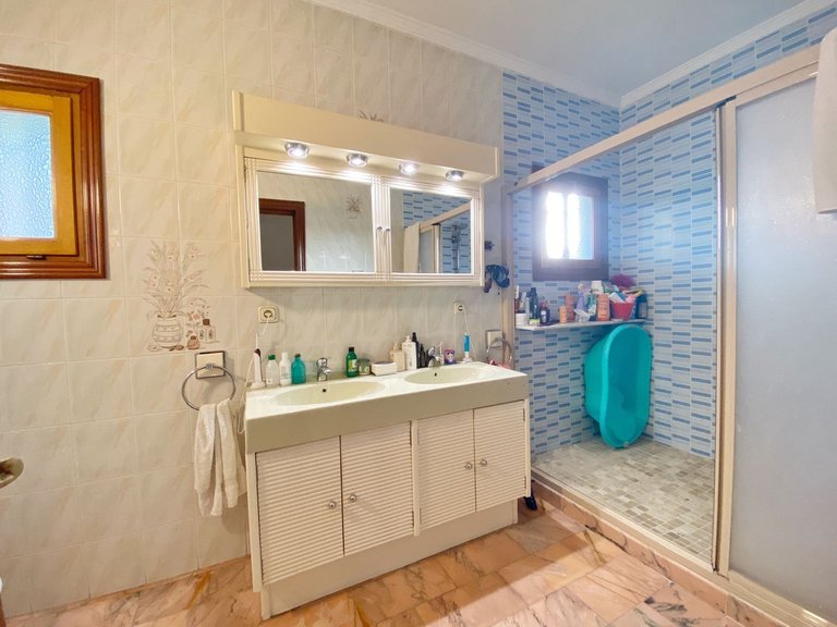 Villa for Sale in Marbella, Malaga 15