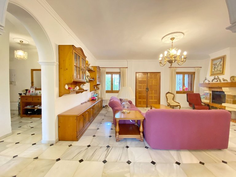 Villa for Sale in Marbella, Malaga 16