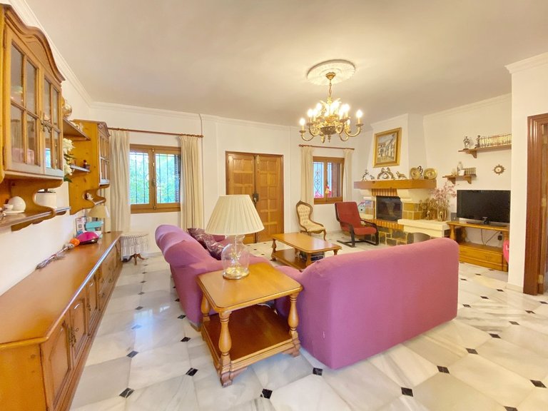 Villa for Sale in Marbella, Malaga 4