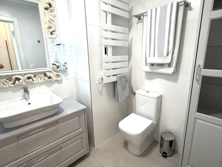 Apartment for Sale in Nueva Andalucía, Malaga 24
