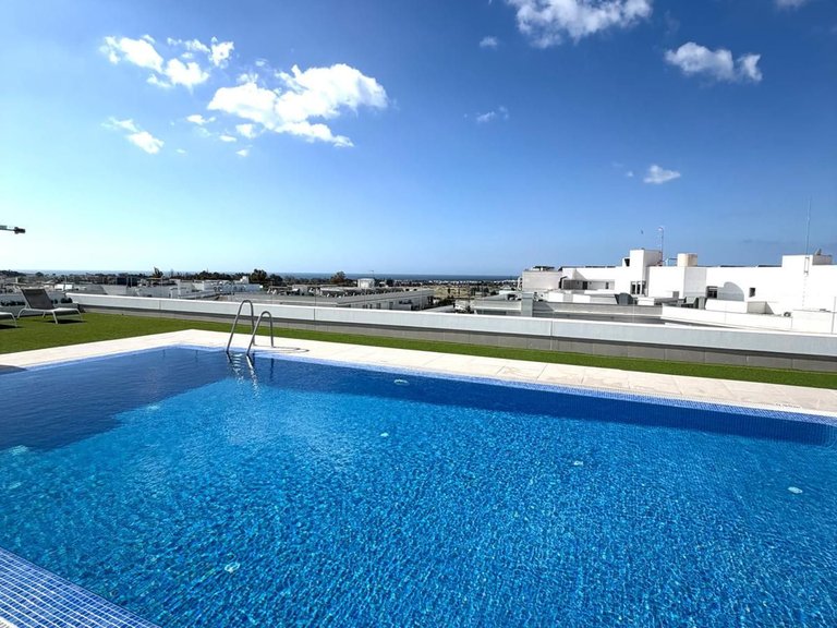 Apartment for Sale in Nueva Andalucía, Malaga 34