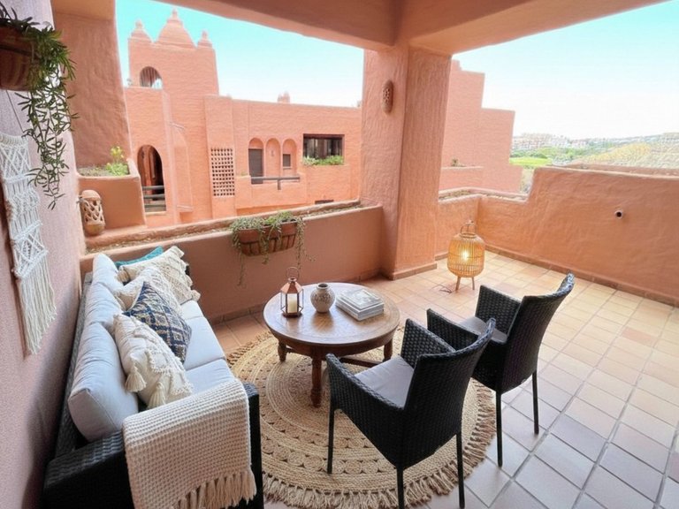 Apartment for Sale in La Duquesa, Malaga 1