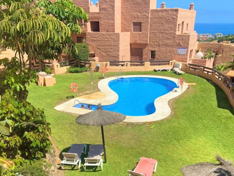 Apartment for Sale in La Duquesa, Malaga 3