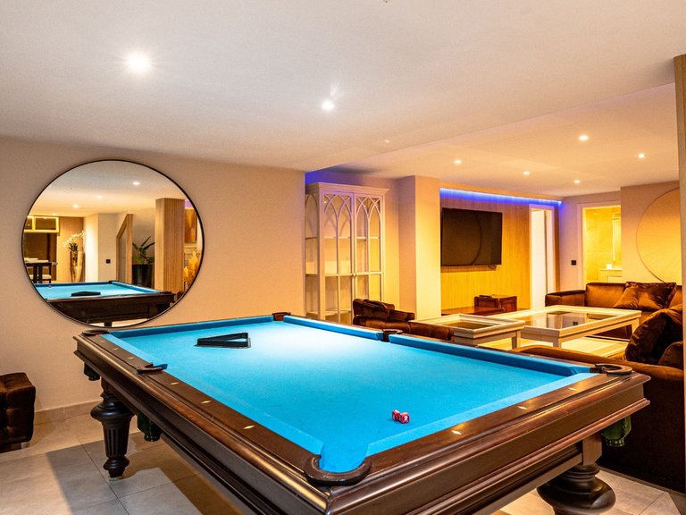 Villa for Sale in Nueva Andalucía, Malaga 30