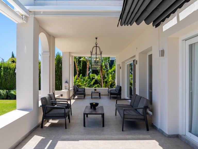 Villa for Sale in Nueva Andalucía, Malaga 40