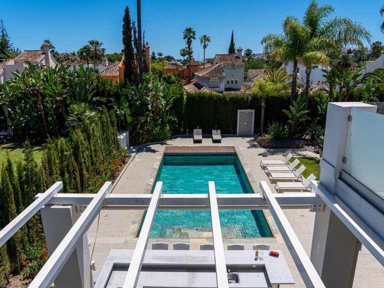 Villa for Sale in Nueva Andalucía, Malaga 45