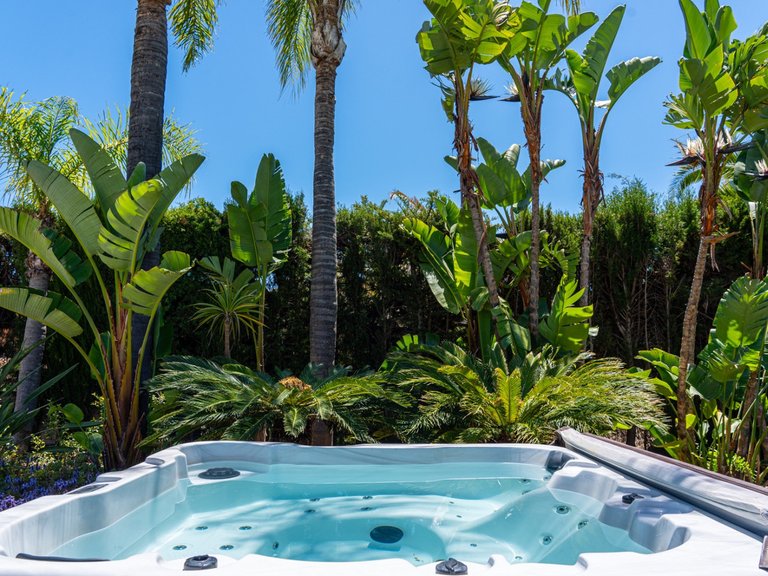 Villa for Sale in Nueva Andalucía, Malaga 47