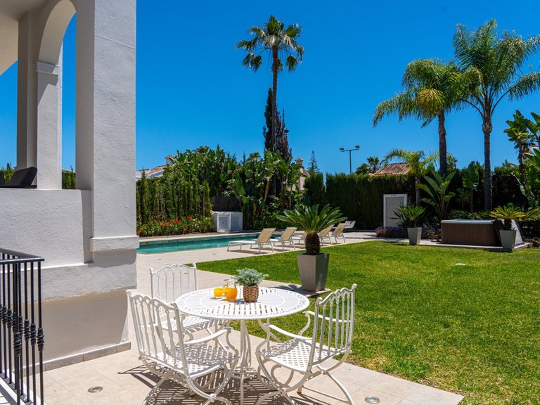 Villa for Sale in Nueva Andalucía, Malaga 51