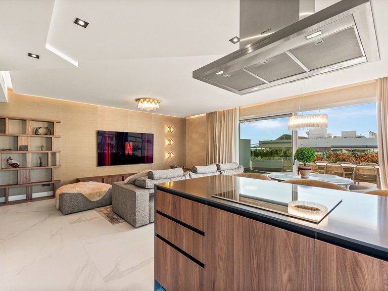 Apartment for Sale in San Pedro De Alcántara, Malaga 12