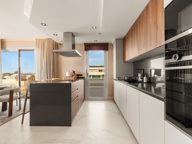 Apartment for Sale in San Pedro De Alcántara, Malaga 13