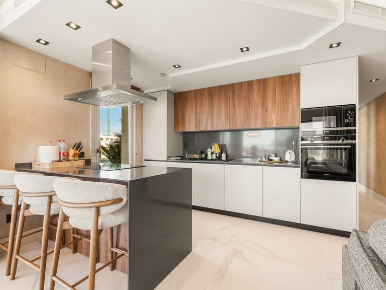 Apartment for Sale in San Pedro De Alcántara, Malaga 15