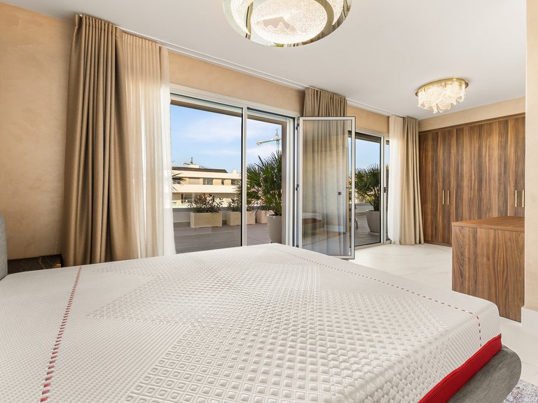 Apartment for Sale in San Pedro De Alcántara, Malaga 21